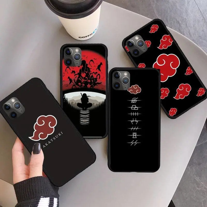 Itachi iPhone-Hülle – Naruto Shippuden™