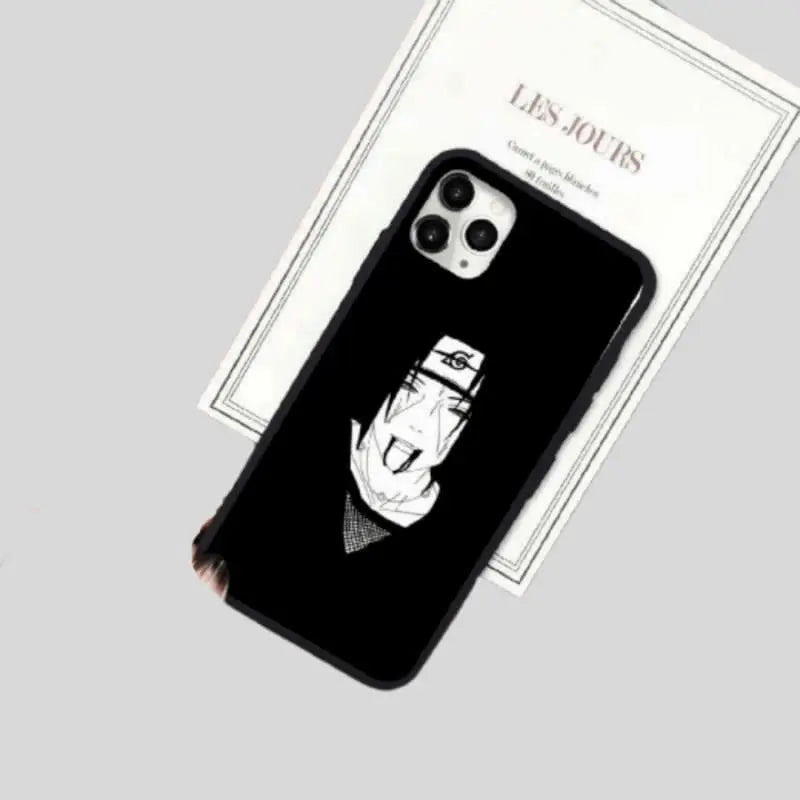 Itachi iPhone-Hülle – Naruto Shippuden™