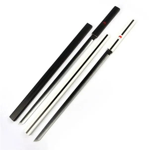 Sasuke Uchihas schwarzes Kusanagi- Katana – Naruto